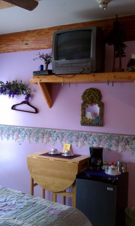 Nature'S Inn Bed And Breakfast Оане Стая снимка